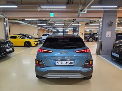 Hyundai Kona 2018, 39900 км, за 10108.97 USD