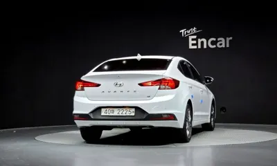 Hyundai Avante 2019, 120212 км, за 6892.48 USD