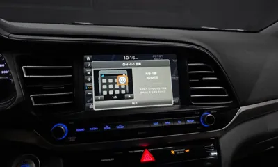 Hyundai Avante 2019, 120212 км, за 6892.48 USD - фото 34