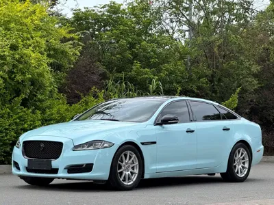 Jaguar XJ · 2017 год