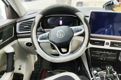 Volkswagen Tayron 2023, 31400 км, за 27601 USD - фото 9