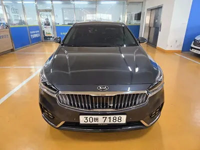 Kia K7 2017, 93423 км, за 10300.63 USD