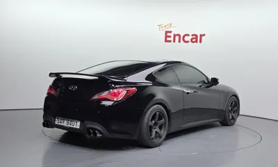 Hyundai Genesis 2012, 128553 км, за 6039.12 USD