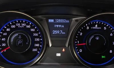 Hyundai Genesis 2012, 128553 км, за 6039.12 USD - фото 8