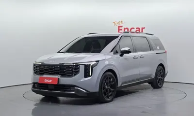 Kia Canival · 2025 год