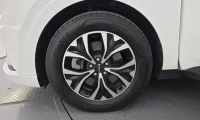 Kia Canival 2023, 71864 км, за 15436.15 USD