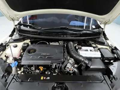 Kia Stonic 2018, 180137 км, за 4266.77 USD - фото 6