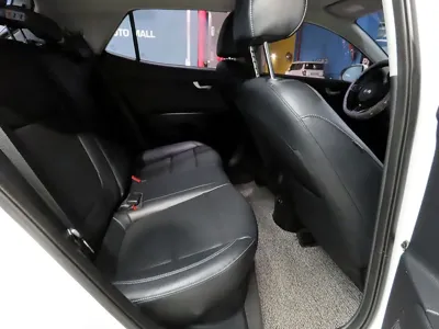 Kia Stonic 2018, 180137 км, за 4266.77 USD - фото 13