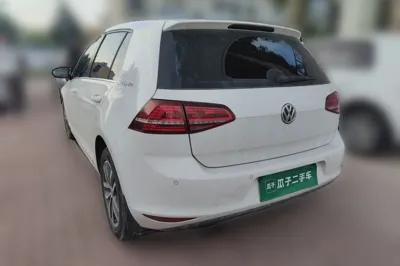 Volkswagen Golf 2017, 135400 км, за 6613 USD
