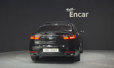 Kia K7 2017, 121458 км, за 7003.63 USD