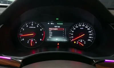 Kia K7 2017, 121458 км, за 7003.63 USD - фото 8