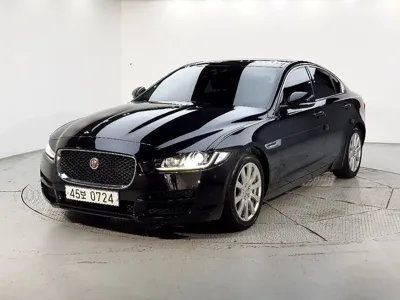 Jaguar XE · 2016 год