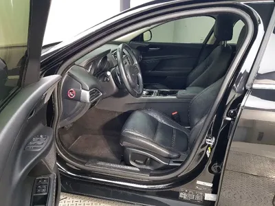 Jaguar XE 2016, 82000 км, за 3931.99 USD - фото 8