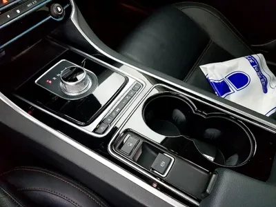 Jaguar XE 2016, 82000 км, за 3931.99 USD - фото 13