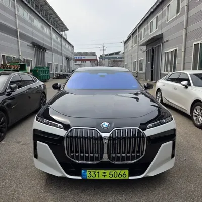 BMW 7-Series · 2024 год
