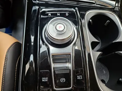 Kia Canival 2021, 52378 км, за 19255.81 USD - фото 9
