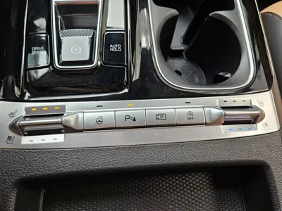Kia Canival 2021, 52378 км, за 19255.81 USD - фото 16