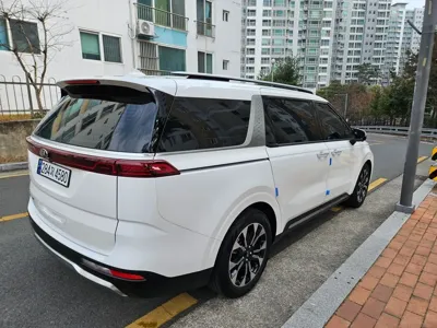 Kia Canival 2021, 52378 км, за 19255.81 USD - фото 20
