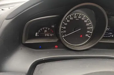 Mazda CX-4 2018, 34600 км, за 11015 USD - фото 12