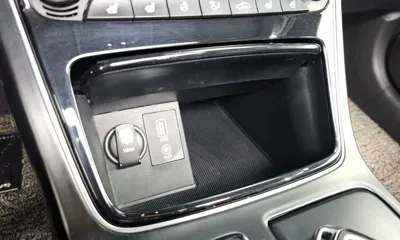 Hyundai Grandeur 2017, 131681 км, за 10174.61 USD - фото 12