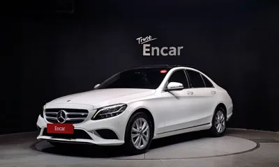 Mercedes-Benz C-Class · 2020 год