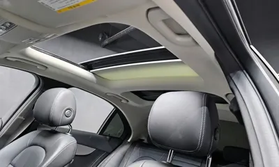 Mercedes-Benz C-Class 2020, 91998 км, за 13662.63 USD - фото 19