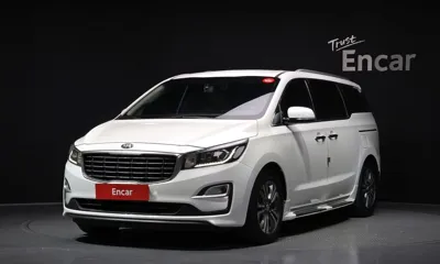 Kia Canival · 2019 год