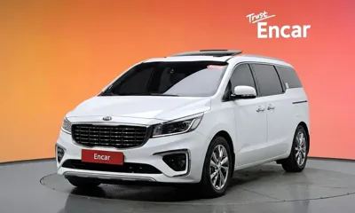 Kia Canival · 2019 год