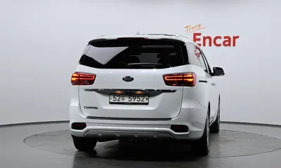 Kia Canival 2019, 62146 км, за 10358.31 USD