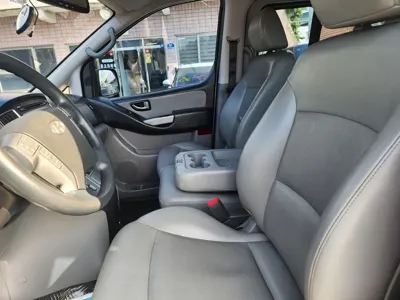 Hyundai Starex 2017, 113969 км, за 7796.5 USD - фото 14