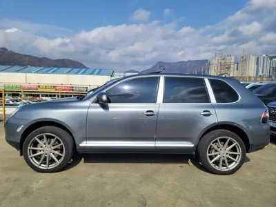Porsche Cayenne 2004, 155523 км, за 5848.3 USD