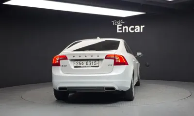 Volvo S60 2016, 272933 км, за 2750.43 USD