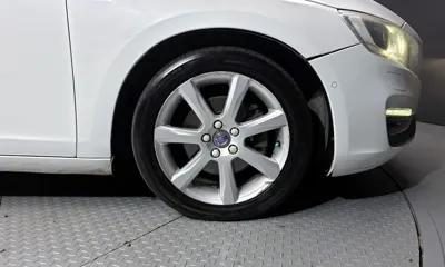 Volvo S60 2016, 272933 км, за 2750.43 USD