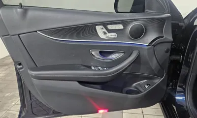 Mercedes-Benz E-Class 2022, 32294 км, за 25768.08 USD - фото 15