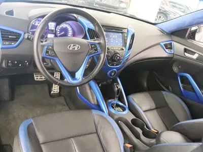 Hyundai Veloster 2014, 75800 км, за 5267.7 USD - фото 8