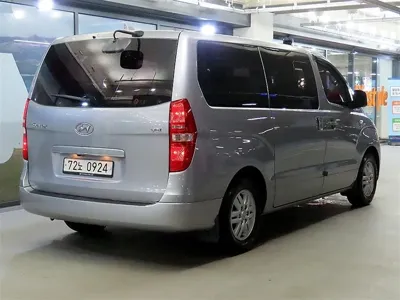 Hyundai Starex 2017, 146943 км, за 6742.47 USD