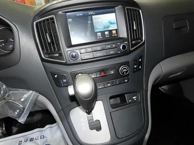 Hyundai Starex 2017, 146943 км, за 6742.47 USD - фото 11