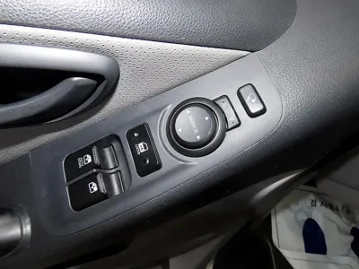 Hyundai Starex 2017, 146943 км, за 6742.47 USD - фото 12