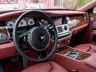 Rolls-Royce Ghost 2019, 39000 км, за 334380.38 USD - фото 11