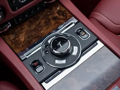 Rolls-Royce Ghost 2019, 39000 км, за 334380.38 USD - фото 15