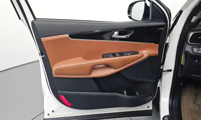 Kia Sorento 2020, 69114 км, за 14626.53 USD - фото 24