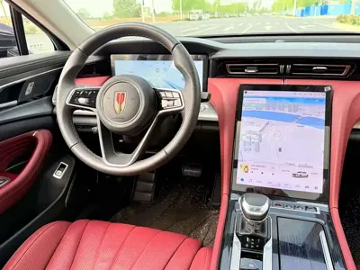 Hongqi Hongqi H5 2024, 39000 км, за 13787.11 USD
