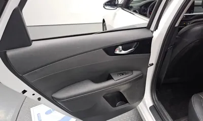 Kia K3 2022, 34525 км, за 18054.76 USD - фото 25