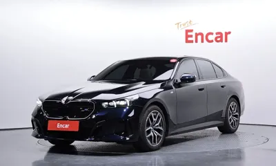 BMW 5-Series · 2025 год