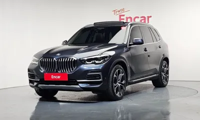 BMW X5 · 2022 год
