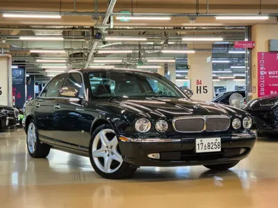Jaguar XJ 2007, 270000 км, за 6564.26 USD