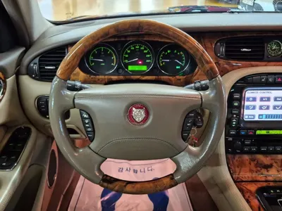 Jaguar XJ 2007, 270000 км, за 6505.34 USD - фото 9