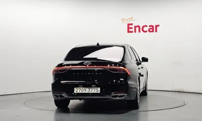 Hyundai Grandeur 2022, 39224 км, за 16604.8 USD