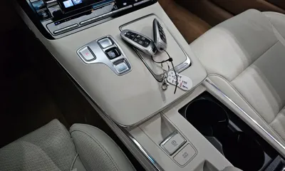 Hyundai Grandeur 2022, 39224 км, за 16604.8 USD - фото 9