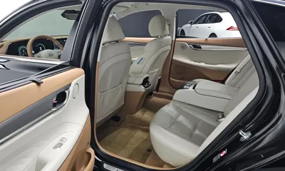 Hyundai Grandeur 2022, 39224 км, за 16604.8 USD - фото 12
